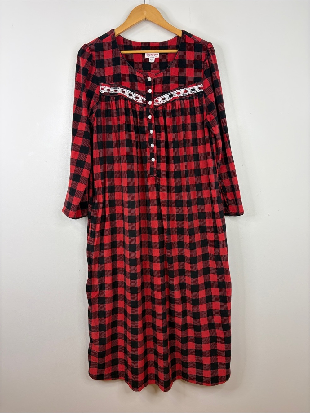 Lanz of Salzburg Nightgown Womens Medium Red Black Buffalo Plaid Velour Maxi
